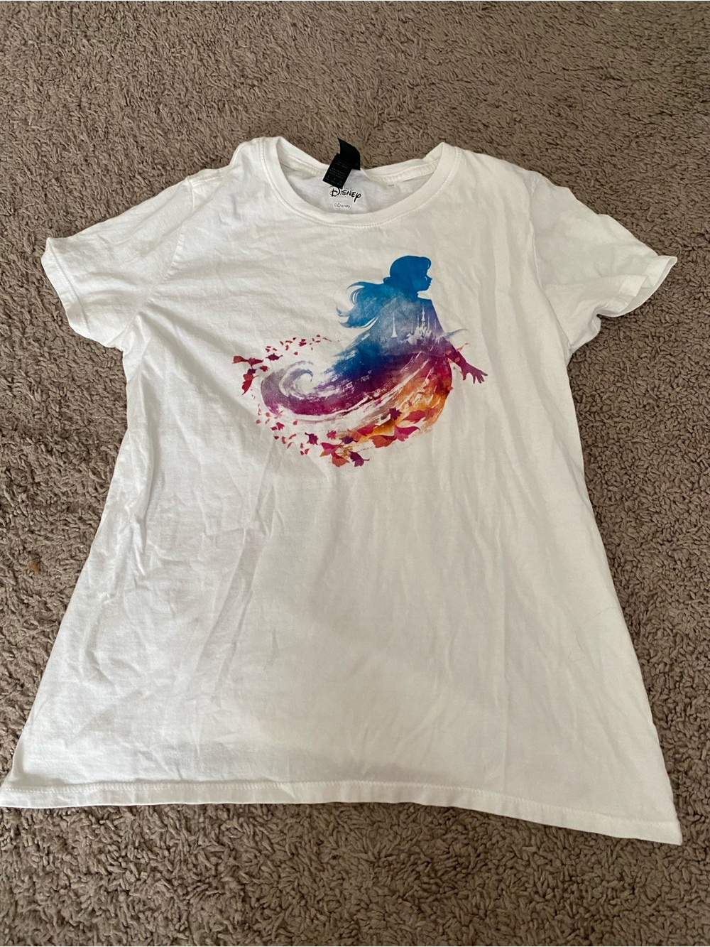 Disney Women's White Short-Sleeve Tee with Anna from Frozen 2 Size small